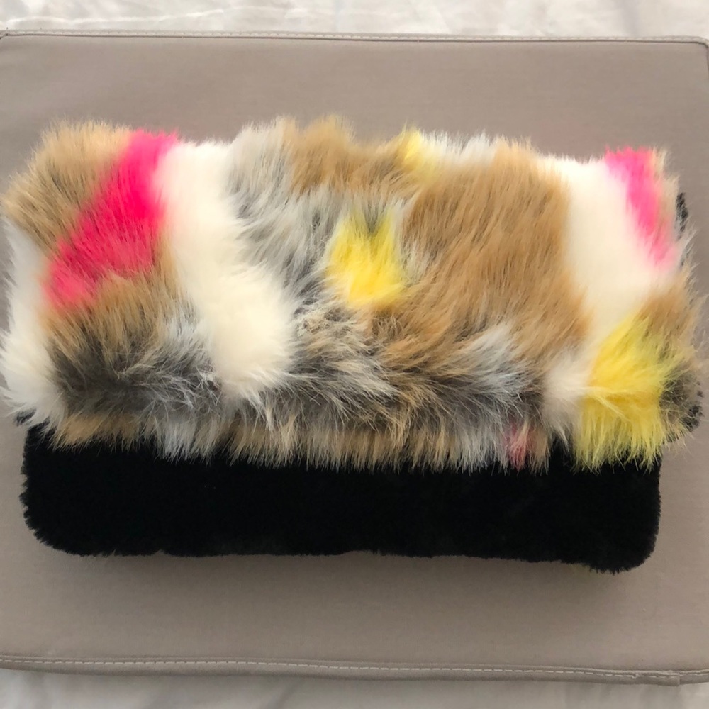 Adorable faux fur clutch